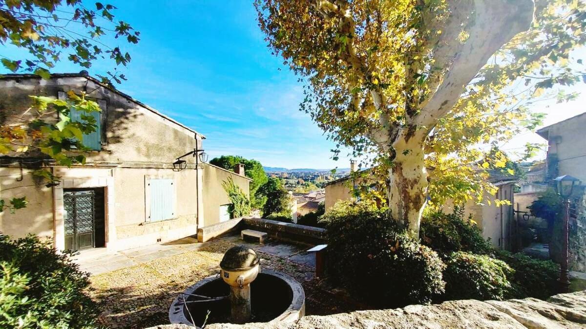 L'Appartement De L'Arche Chateauneuf-de-Gadagne Bagian luar foto